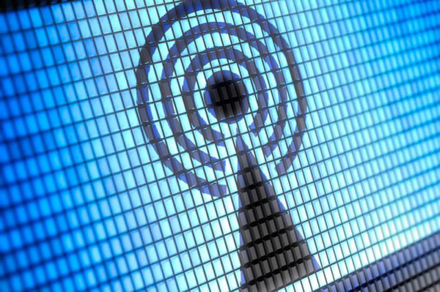 Dale una nueva vida a tu viejo ordenador convirtiéndolo en un repetidor wifi