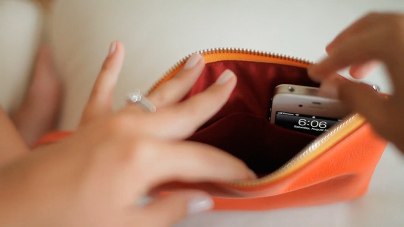 Descubre Everpurse, el bolso para cargar la batería de tu móvil