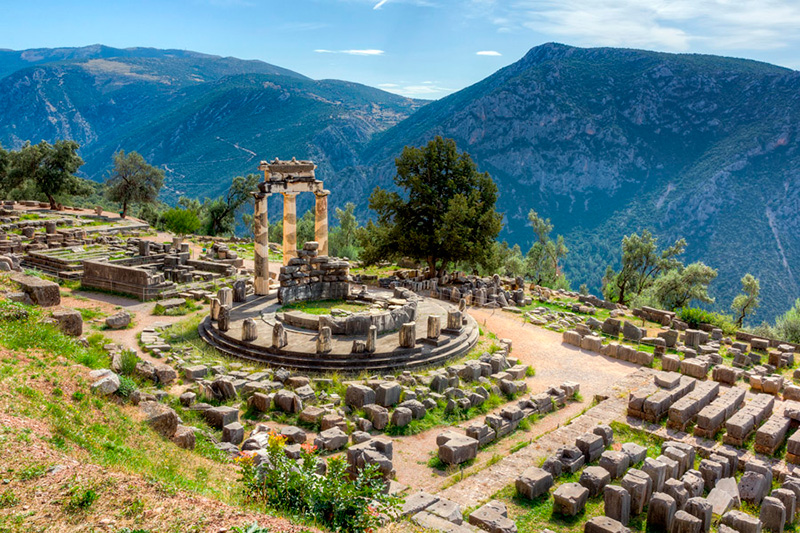Descubre Delfos, el Santuario de los Dioses, y siéntete como uno de ellos