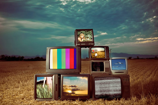 Aspectos a tener en cuenta a la hora de comprar un paquete con televisión