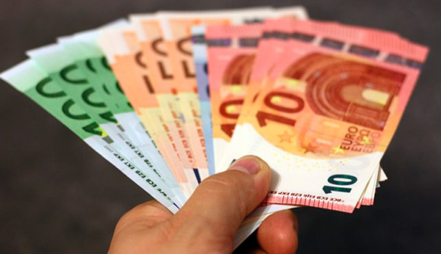 ¿Sabes cómo funciona un anticipo de nómina?