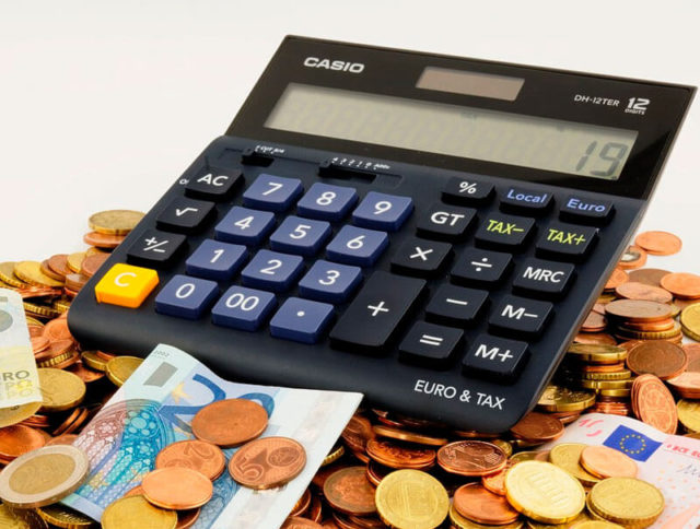Consejos prácticos para ahorrar dinero durante este verano