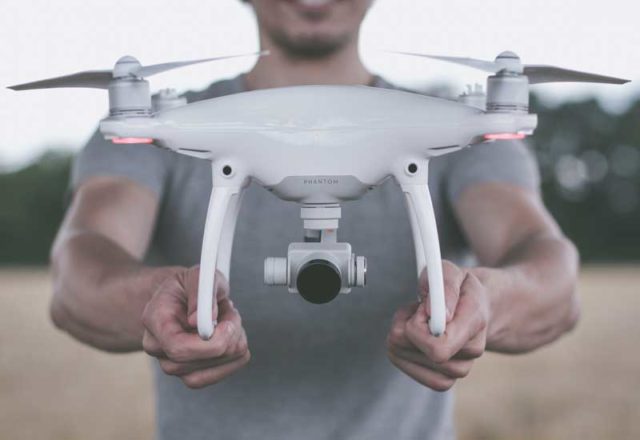 Regala tecnología, regala juguetes con drones